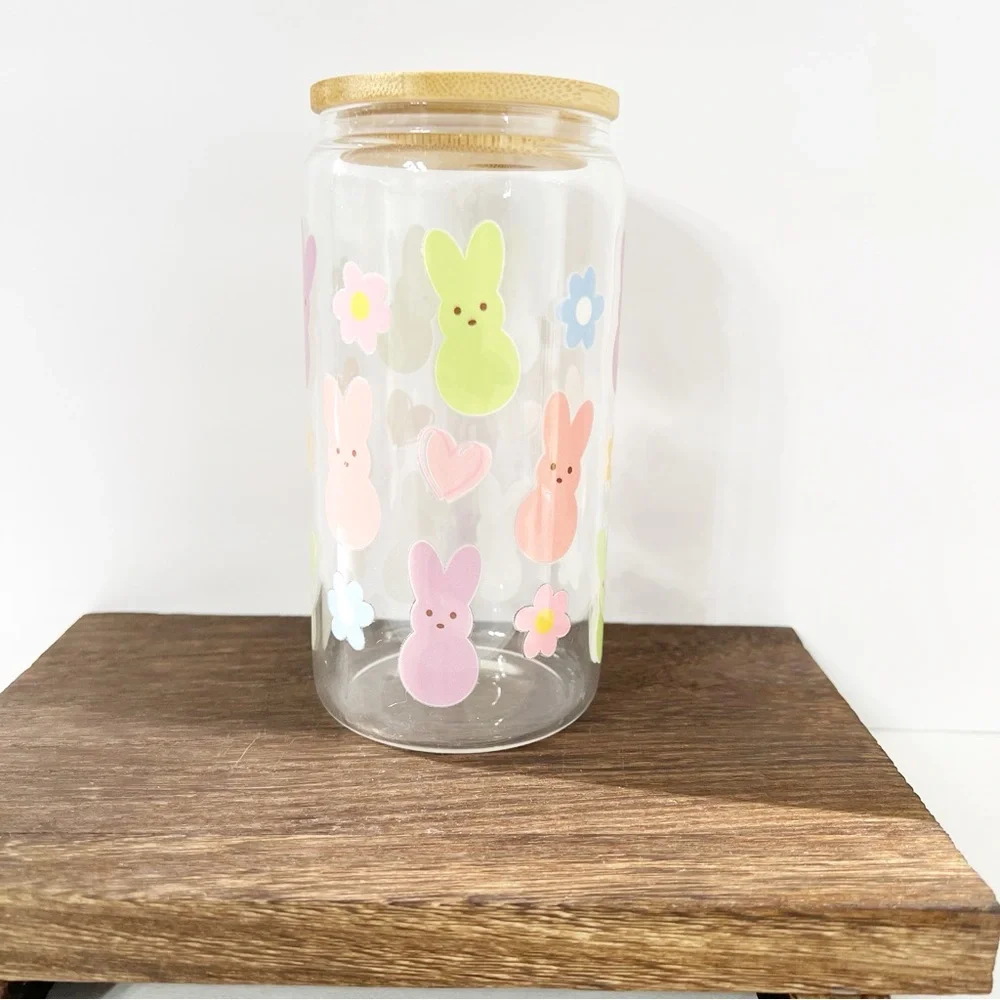 Colorful Bunny Libbey Glass Can with Bamboo Lid and Straw
